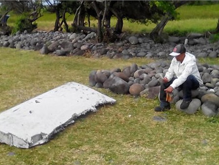 Phát hiện mảnh vỡ nghi của MH370 gần Madagascar