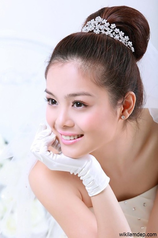 5 Kiểu tóc cô dâu Hàn đẹp hút hồn và quyến rũ ngày cưới