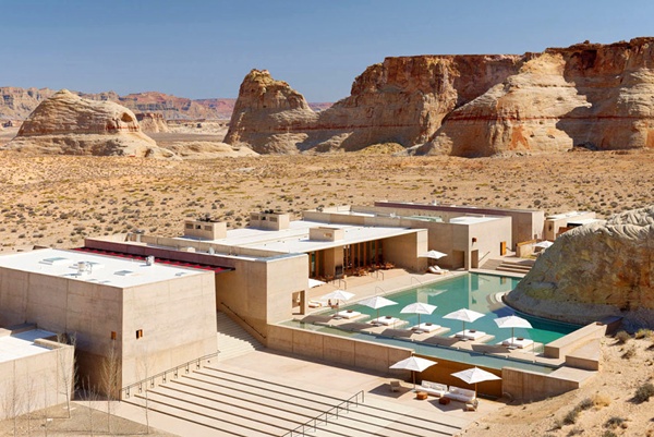 10 khách sạn sở hữu khung cảnh đẹp 'không thể tin nổi'