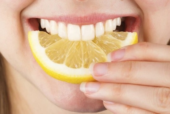 Làm trắng răng tự nhiên an toàn đơn giản hiệu quả .