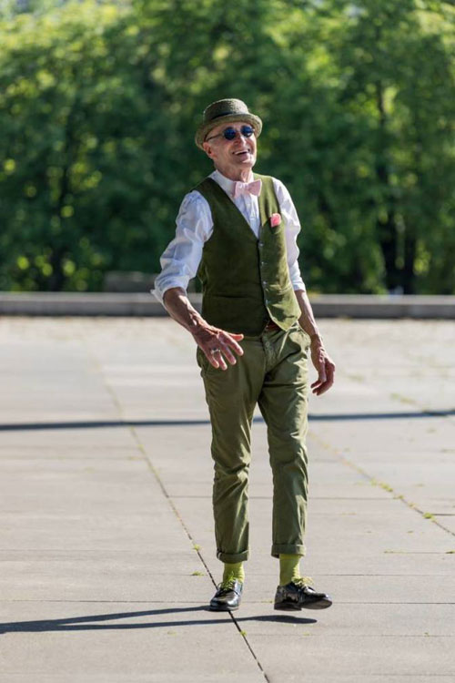 Cụ ông 104 tuổi mặc sành điệu "gây sốt" cộng đồng mạng