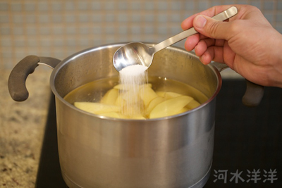 Cách làm khoai tây ăn kèm sườn nướng không cần dùng dầu mỡ