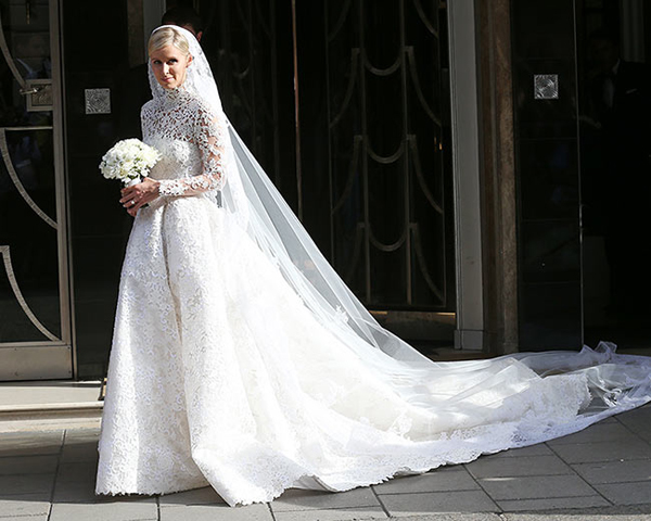 Nicky Hilton nói về cảm hứng tạo nên váy cưới 1,7 tỷ đồng