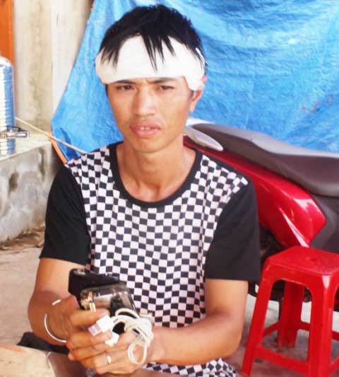 Thai phụ tử vong khi dùng iPhone đang sạc pin