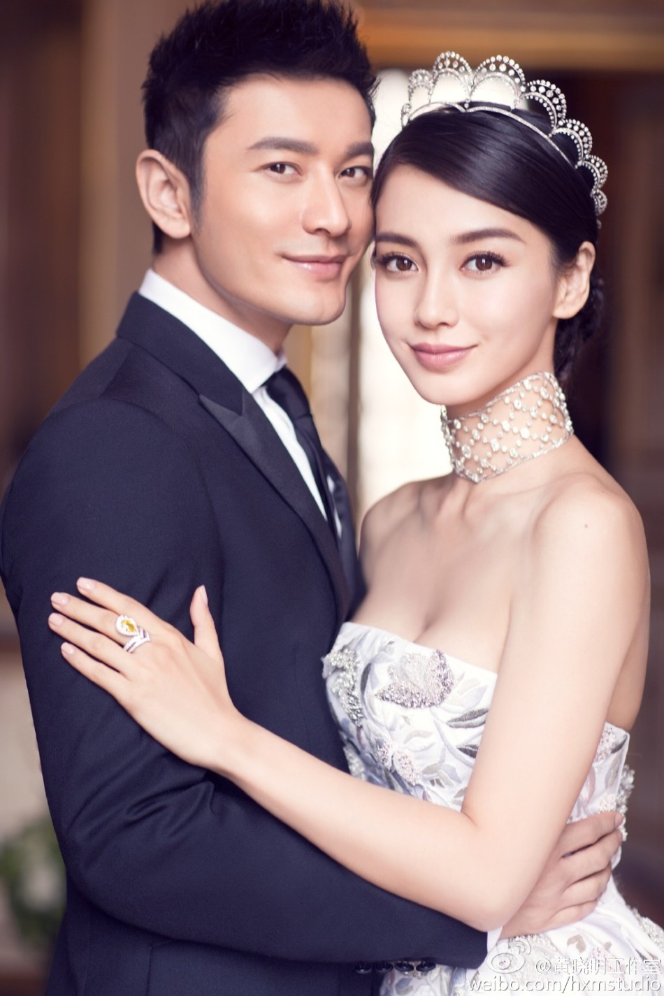 Huỳnh Hiểu Minh và Angela Baby tung bộ ảnh cưới tuyệt đẹp trước giờ thành hôn