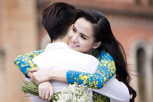 Diễm Hương: 'Tôi hy vọng bố mẹ đến dự đám cưới của con gái'