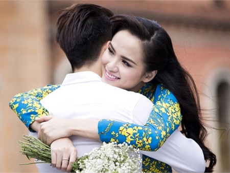 Diễm Hương: 'Tôi hy vọng bố mẹ đến dự đám cưới của con gái'