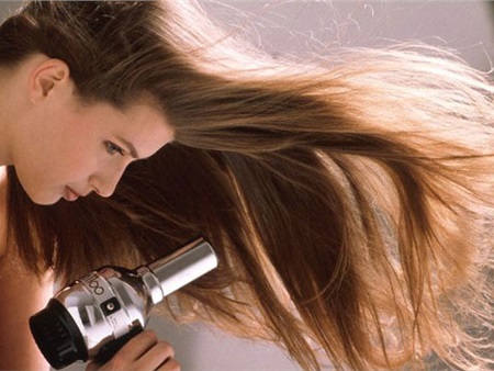 Những sai lầm khi chăm sóc tóc trong mùa đông bạn cần chú ý